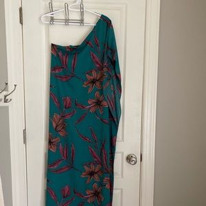 Gorgeous one shoulder dress NWT